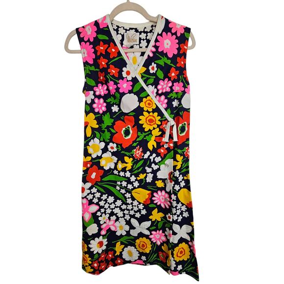 Miss Elaine Dresses & Skirts - Vintage Miss Elaine Dress House Dress Floral Dress Mini Dress Multicolor Snap